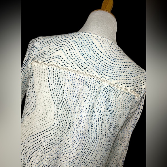 Lovestitch printed top L white blue rayon - Picture 6 of 9